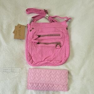 💕💓 Ampere Pink Vegan Leather Crossbody Bag With Matching Heart Wallet 💓💕